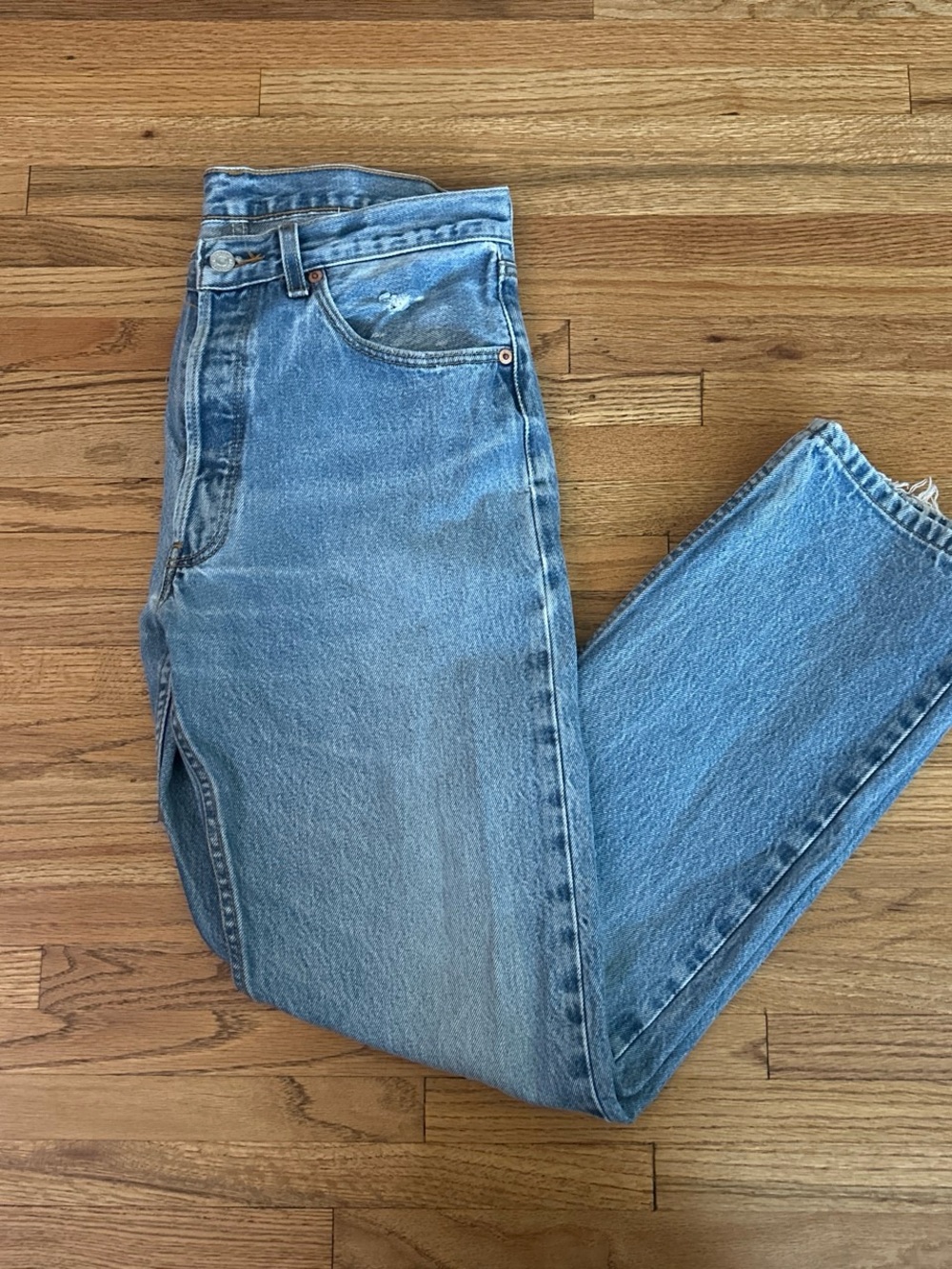 Vintage Levi's 501 Jeans - Picture 9 of 14